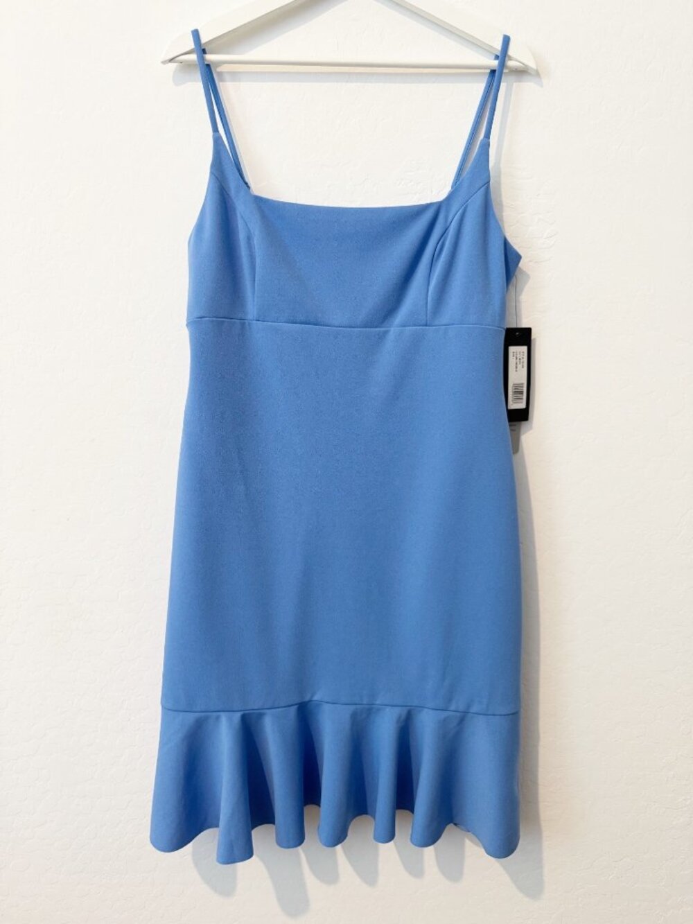Bebe Ruffle Hem Dress Size Large Wedgewood Blue Square Neck Pastel Cocktail Glam - Picture 4 of 12